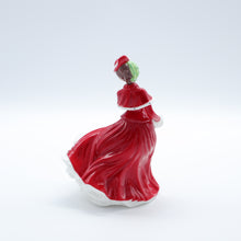 将图片加载到图库查看器，HN4721 Christmas Celebration - Porcelain Figurine by Royal Doulton, circa 2005 (Item# P-9551)-Timeless Gallery
