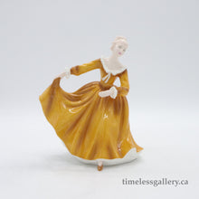 将图片加载到图库查看器，HN4783 Kirsty - Porcelain Figurine by Royal Doulton, circa 2005 (Item# P-7479)-Timeless Gallery
