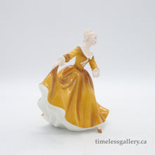 将图片加载到图库查看器，HN4783 Kirsty - Porcelain Figurine by Royal Doulton, circa 2005 (Item# P-7479)-Timeless Gallery
