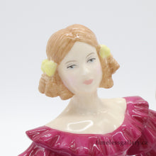 Load image into Gallery viewer, HN5090 Jennifer - Contemporary Porcelain Figurine by Royal Doulton, dated 2008 (Item# P-4469)-Timeless Gallery
