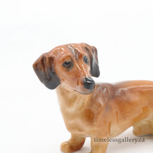 Load image into Gallery viewer, K17 Dachshund - Vintage Porcelain Figurine by Royal Doulton, circa 1960 (Item# P-2846)-Timeless Gallery
