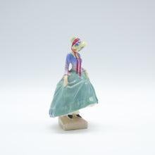 将图片加载到图库查看器，M31 Pantalettes - Rare - Vintage Porcelain Figurine by Royal Doulton, circa 1935 (Item# P-4980)-Timeless Gallery
