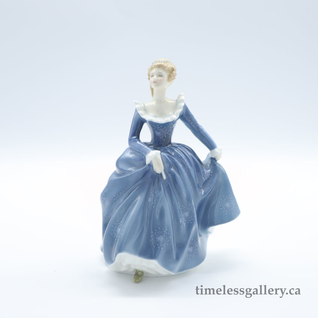 HN2334 Fragrance - Vintage Porcelain Figurine by Royal Doulton, circa 1970 (Item# P-1590)-Timeless Gallery