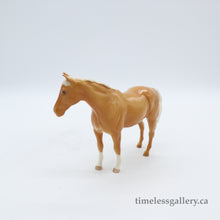Load image into Gallery viewer, Royal Doulton Horse - Vintage Porcelain Figurine by Royal Doulton, before 1990 (Item# P-6489)-Timeless Gallery
