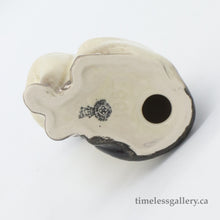 Load image into Gallery viewer, #1887 Siamese Cat - Vintage Porcelain Figurine by Royal Doulton, before 1990 (Item# P-9991)-Timeless Gallery
